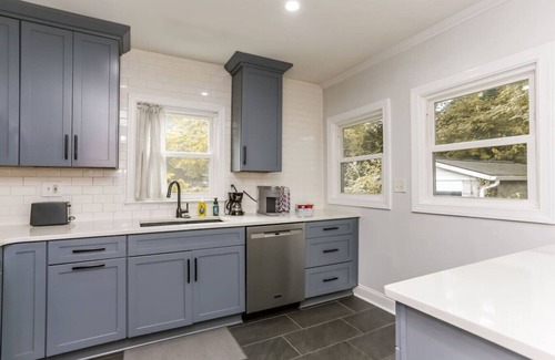 East Side House | North Decatur Escape