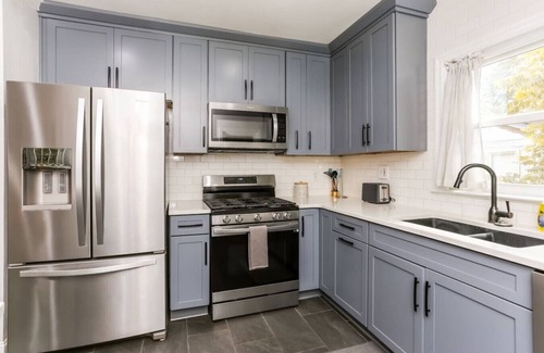 East Side House | North Decatur Escape