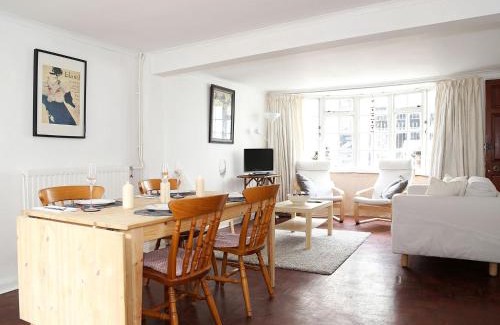 Brighton City Centre House | North Laine Cottage