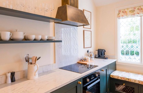 Reading House | North Lodge Luxury Accommodation