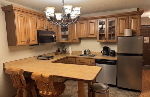 Biwabik Condo | North Ridge Condo | Pet Friendly | Sleeps 10
