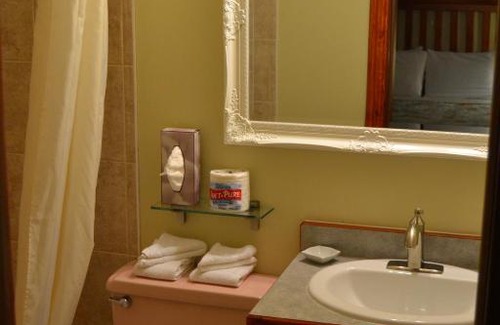 East Kootenay Hotel | North Star Motel
