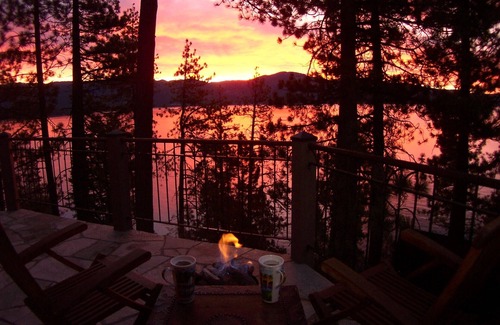 Crystal Bay House | North Tahoe LakeView Home, 4 BR, sleeps 8
