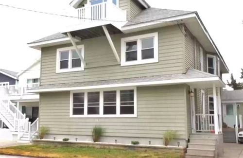 Cape May - Wildwood House | North Wildwood SEA UNICORN 6B, private backyard oasis YOU'LL NEVER WANT TO LEAVE