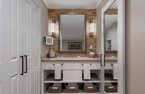 Napa Hotel | Northern California Getaway! 2 Relaxing Suites Next to Trancas Crossing Park!