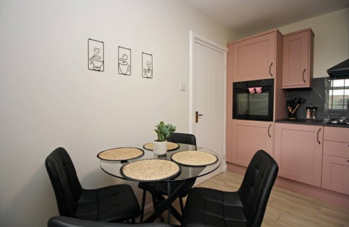 Newcastle-upon-Tyne Apartment | Northern Hideaways, The Nest Ponteland