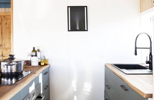 Rangarþing ytra House | Northern Lights Cabin. Quiet location next to the river. Sublime Mountain views