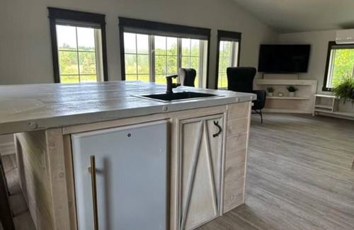 Minden Hills House | Northern Loft Retreat: Haliburton Haven