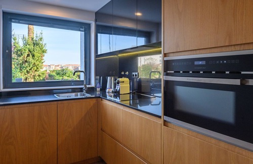 Centro / Baixa House | Northern Star - Building in Porto Downtown (with Garden and Terraces)