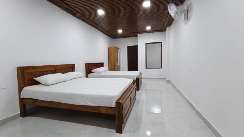 Khattalwada House | Northern valley