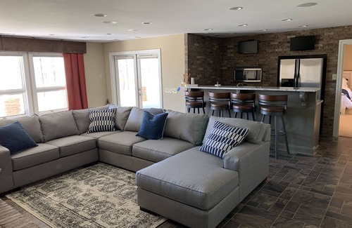 Gainesville House | Northlake Paradise on Lake Lanier