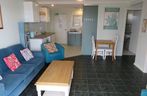 South West Rocks Apartment | NORTHPOINT UNIT 9 - AWESOME VIEWS & 100 METRES TO BEACH