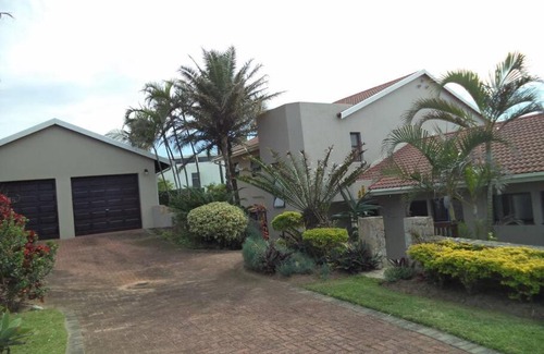 Paddock House | NorthShore Beach House
