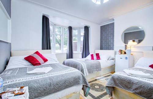 Dudden Hill Hotel | Northwest Hotel