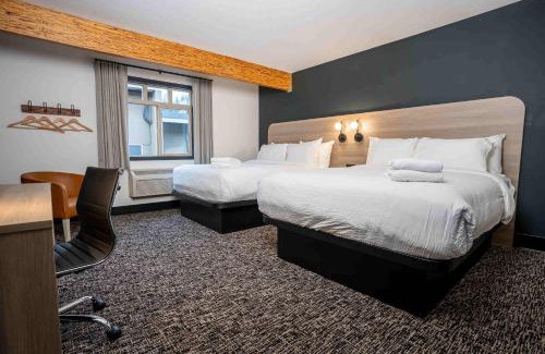 Revelstoke Hotel | Northwinds Hotel Revelstoke