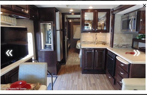 Lake George House | Not CAMPING but….GLAMPING