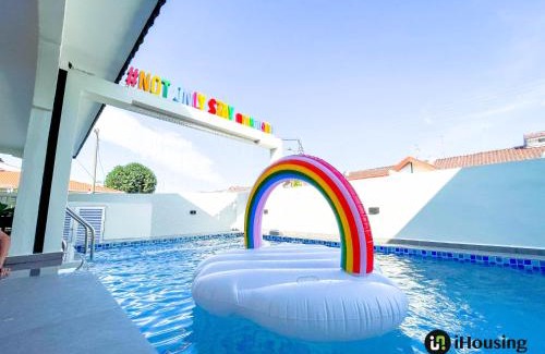 Taman Kota Laksamana House | NotOnlyStay Kota Private Pool House 3min to Jonker By I Housing