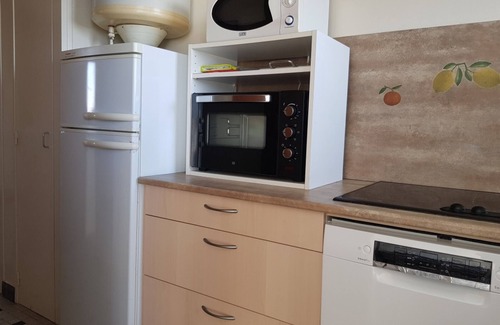 Notre-Dame-de-Monts Apartment | Notre-Dame-de-Monts - 55m² Apt 1st Floor - 5 People - Balcony, Sea View - Pets Welcome