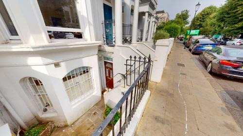 South Bermondsey Apartment | Notting Hill ,5 min walk to Portobello Market
