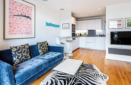Dalgarno Apartment | Notting Hill Retreat
