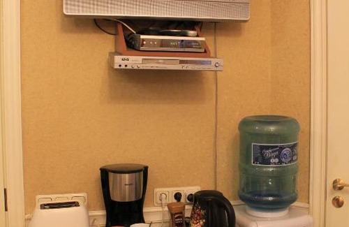 Foundry District House | Nouvelle Europe gostevyye komnaty