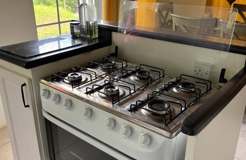 St. George's House | Nova's Hillview Haven