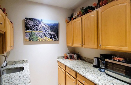 Southwest Colorado Springs House | November at Black Bear Chateau — Your Fall Getaway