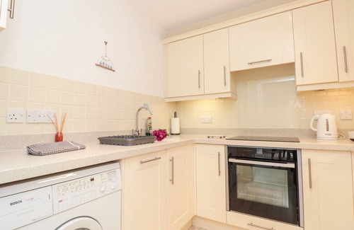 Dittisham Cottage | November Cottage