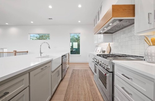 Round Mountain House | November Special! Limited-Time Discount – Book Now