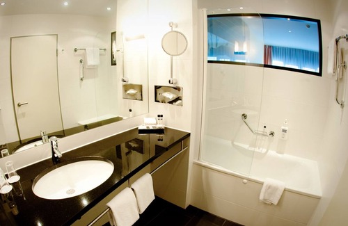 Herzogenaurach Hotel | NOVINA HOTEL Herzogenaurach Herzo Base
