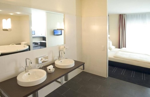 Herzogenaurach Hotel | NOVINA HOTEL Herzogenaurach Herzo Base