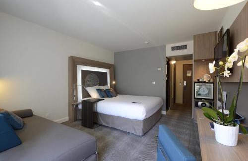 Sorgues Hotel | Novotel Avignon Nord