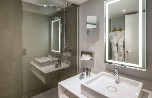 Tremblay-les-Gonesse Hotel | Novotel Paris Charles de Gaulle Airport