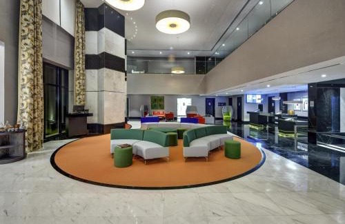 Al Khan Hotel | Novotel Sharjah Expo Centre