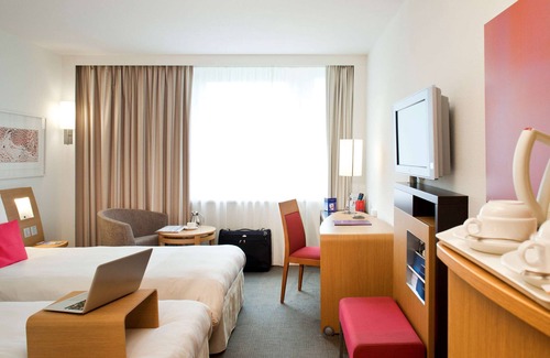Glattbrugg Hotel | Novotel Zurich Airport Messe