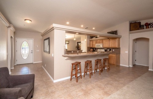 Lake Havasu City House | NOW BOOKING FOR SUMMER & FALL 2025 - BEAUTIFUL HOME !