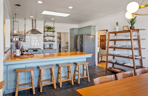 Templeton House | NOW ON VRBO! Private Vineyard & 6BR Mid-Century w/Game House. Great Location!