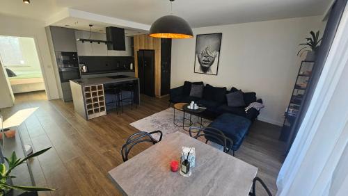 Biezanow - Prokocim Apartment | Nowy apartament z parkingiem, 10 minut do Centrum Krakowa, Wysoki standard