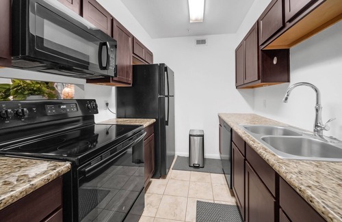 South Main Condo | NRG Walking Distance/Medical center/Museum