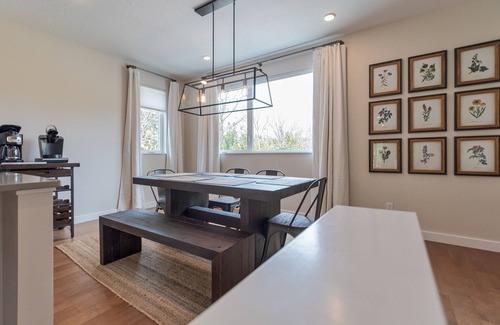 Heart of Missoula House | nTownhome with Stunning Views & Modern Finishes