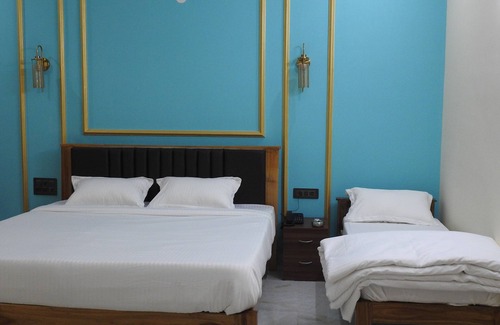Ramanagara Hotel | Nueva Boarding And Lodging