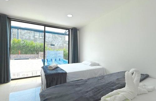 Alcala House | Nueva Finca, Piscina, Jacuzzi Y Fire Pit