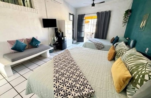 La Cruz de Huanacaxtle Hotel | NUEVA VISTA INN