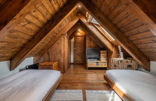 Baqueira Apartment | Nuevo Artic by Totiaran