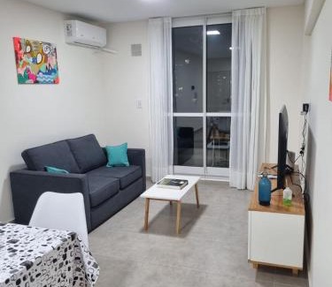 Centro Apartment | Nuevo, Bellísimo, Confort y muy amplio - 2 Dormitorios, uno en Suite - 2 baños y Pileta !