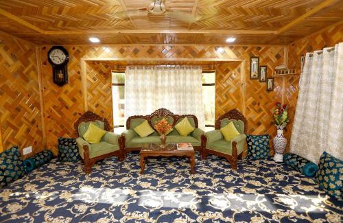 Srinagar House | Nuh Villa - Luxury stay with Kashmiri Warmth