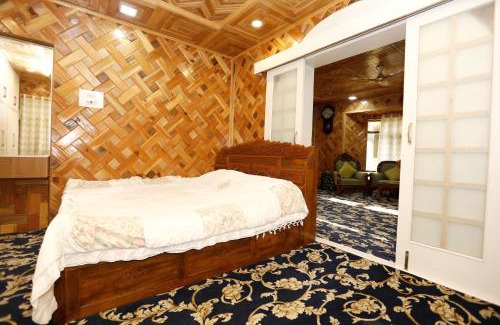 Srinagar House | Nuh Villa - Luxury stay with Kashmiri Warmth