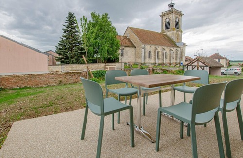 Morvilliers House | Number 2 - MORVILLIERS