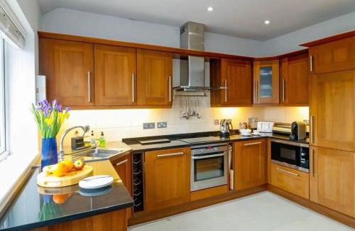 Port Isaac House | Number 9, Port Isaac Bay Holidays