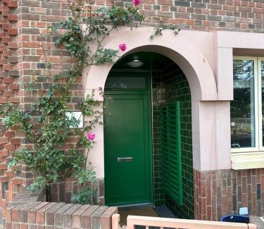 The Lane Apartment | Nunhead Green Flat